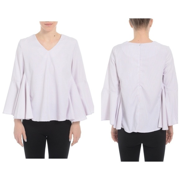 NWT Romeo And Juliet Striped bell sleeve Top - Picture 1 of 9